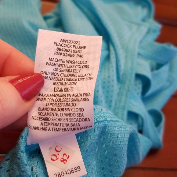 ATHLETIC ๐ณ WORKS TOP - Picture 7 of 8